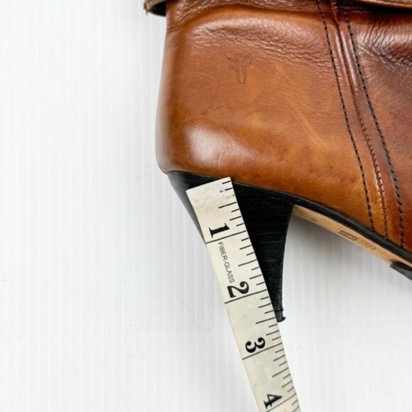 Frye Lisa Women's Foldover Short Boot Brown Leather Heeled Booties 7.5 - Picture 9 of 14